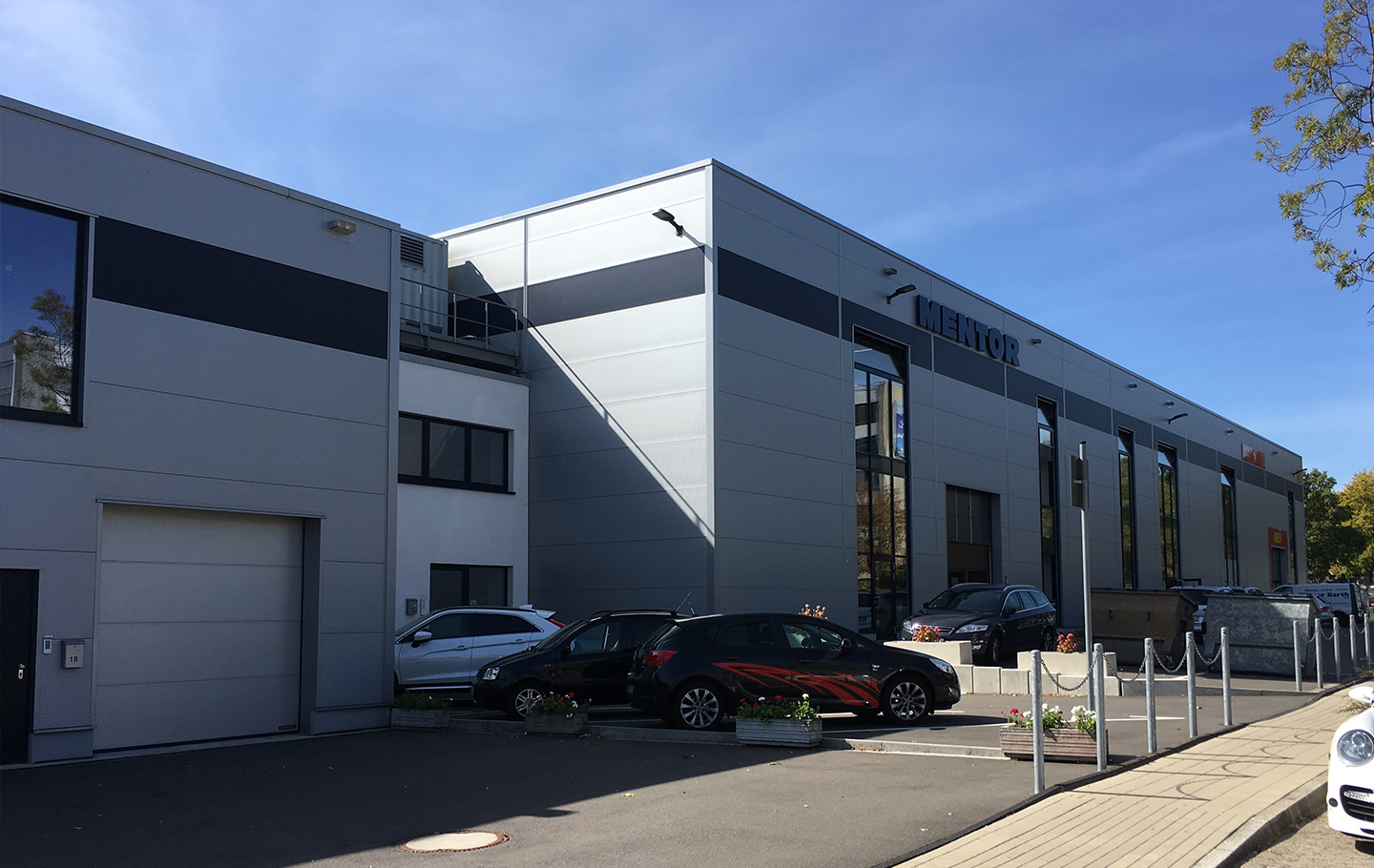 Lager und Produktionshalle Mentor in Erkrath von Schreiber Stahlbau gebaut