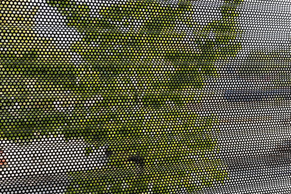 Transparente Parkhausfassade an einem Parkhaus des Herstellers Schreiber Stahlbau